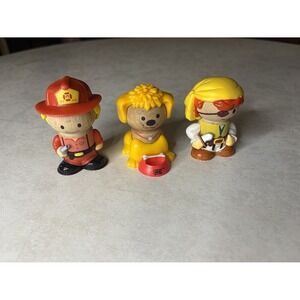 Play Town Wood Plastic Figures Lot Firefighter Pirate Dog Red Food Bowl 3pc